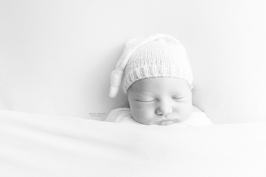 Newborn baby pictures by Ellen Adams Photography in Huntsville, AL.