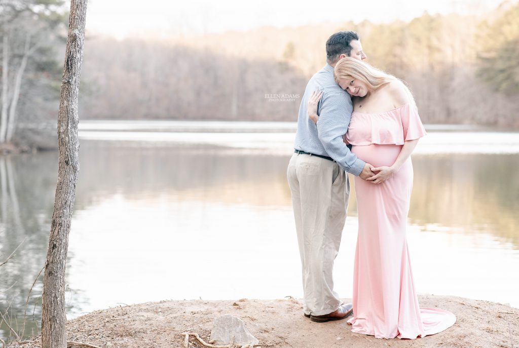 Maternity photography Huntsville AL by Ellen Adams Photography picture of pregnant couple.