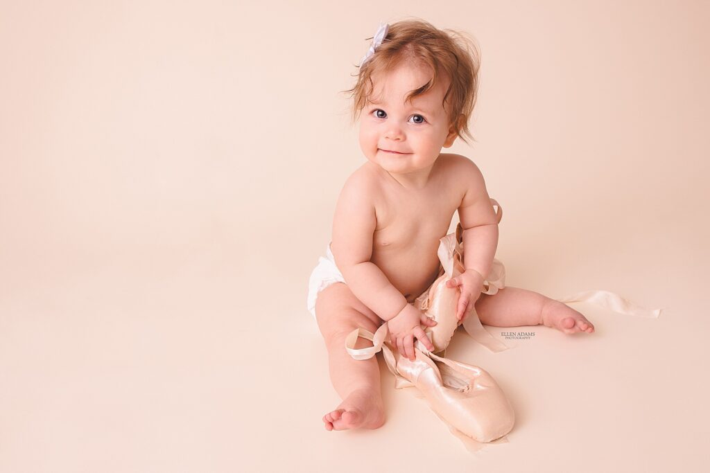 Ballet baby picture by Ellen Adams Photography